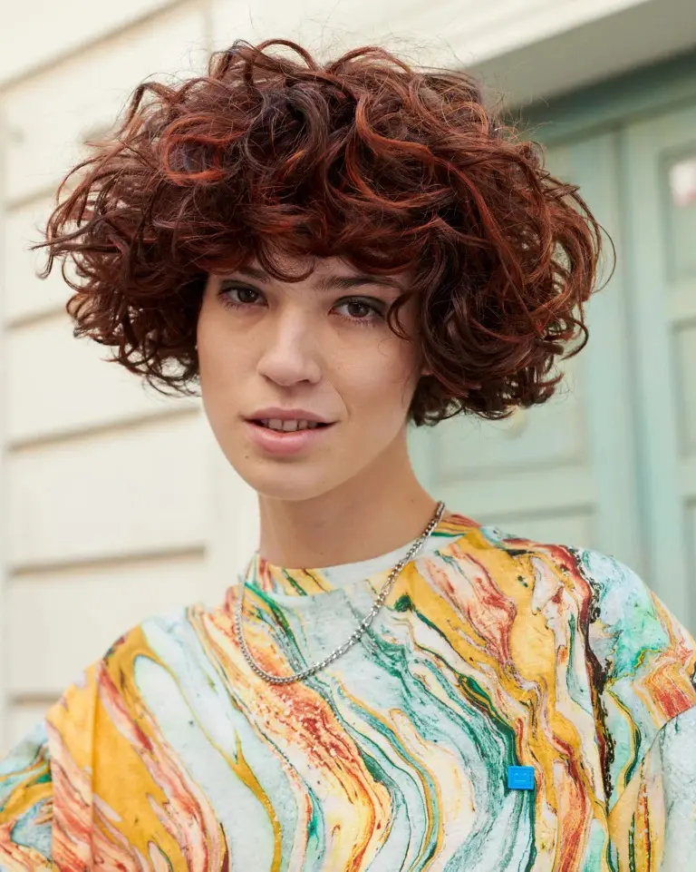 indola_master_CURLY_01